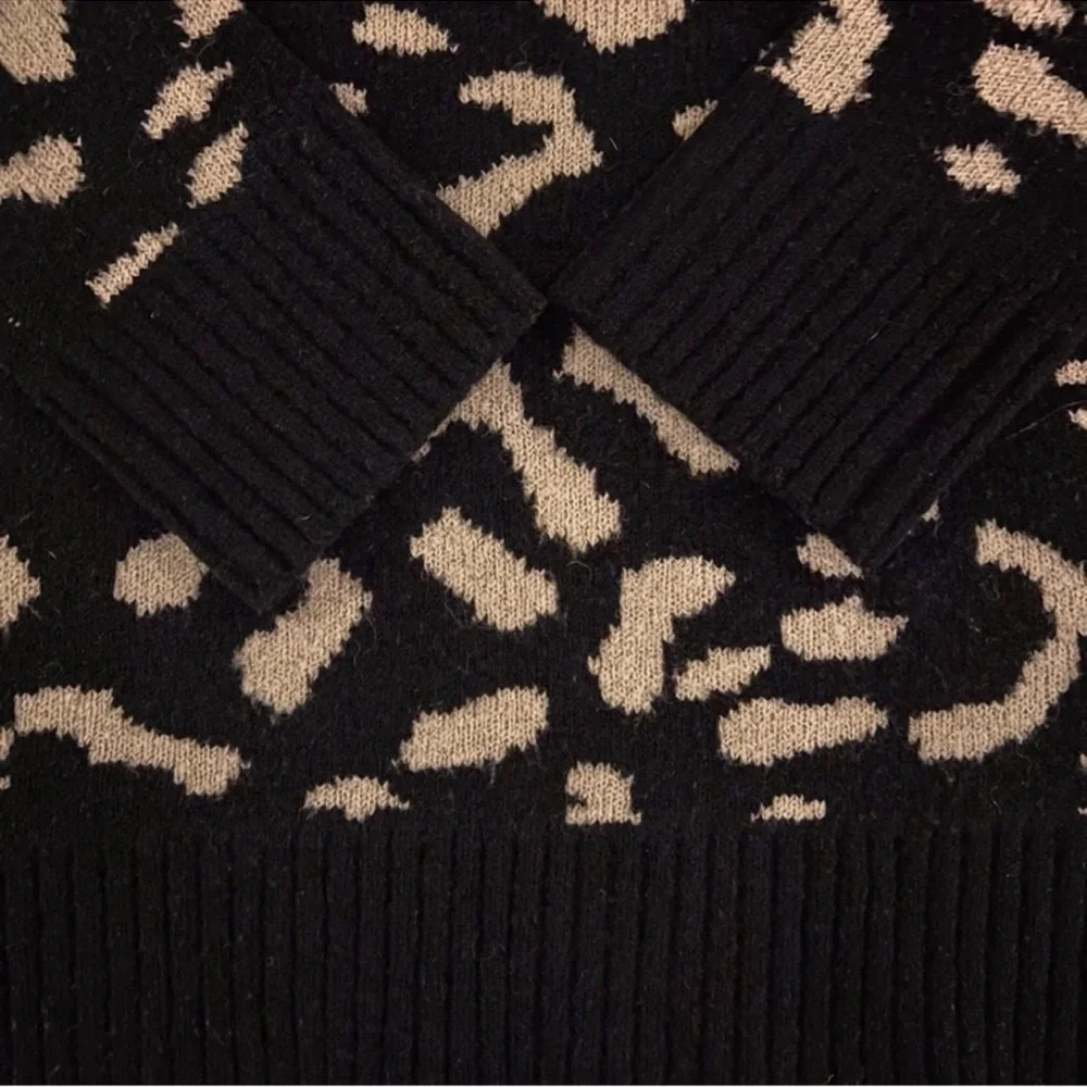 WORKSHOP Leopard print sweater oversized slouchy black tan size M